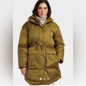 Universal threads green water resistant puffer jacket